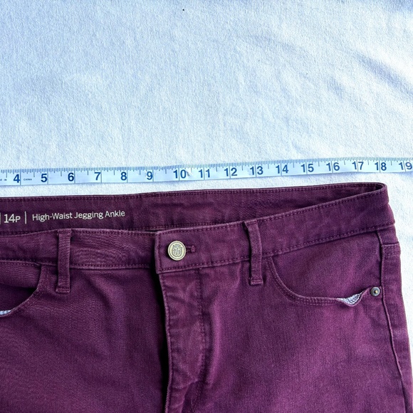 Talbots Cropped Skinny Jean Petite - Picture 3 of 8